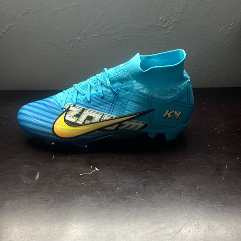Selling Nike Zoom Mercurial Superfly 9 Elite KM FG Soccer Cleats